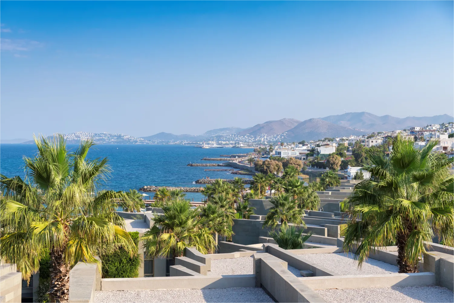 Schöne Aussicht auf Turgutreis von einer Terrasse