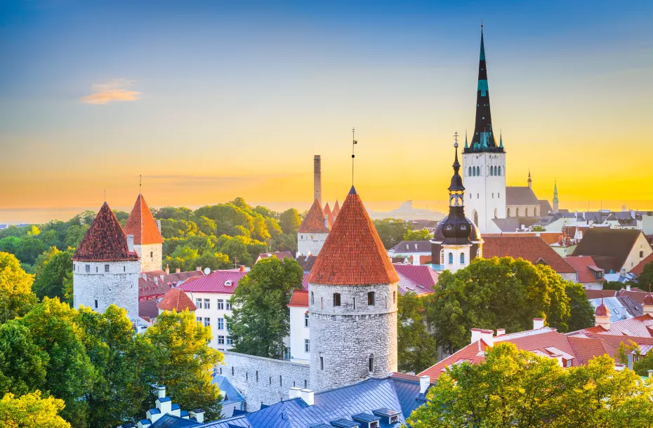 Tolle Aussicht auf die Altstadt von Tallinn, Estland